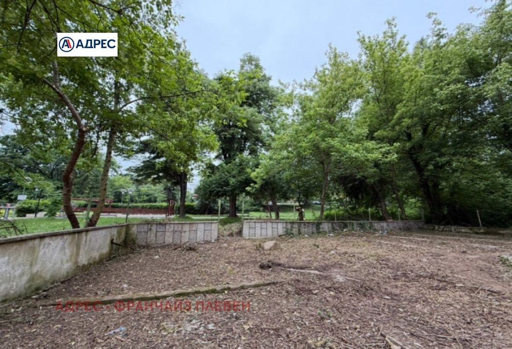 Продава се Къща в Берковица - 195 кв.м за 654 €/кв.м - Снимка #4