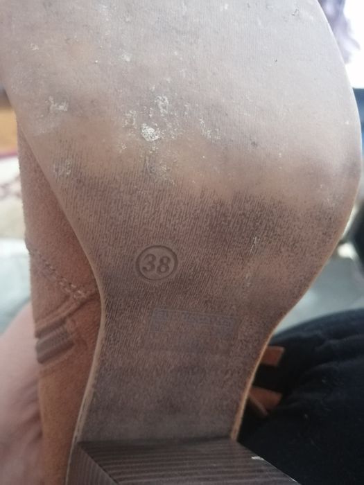 Боти кафяви запазени