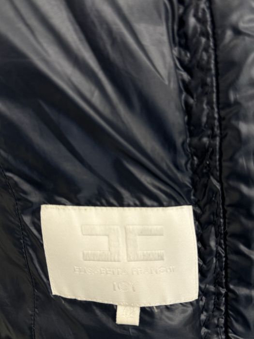 Elisabetta Franchi geaca puf