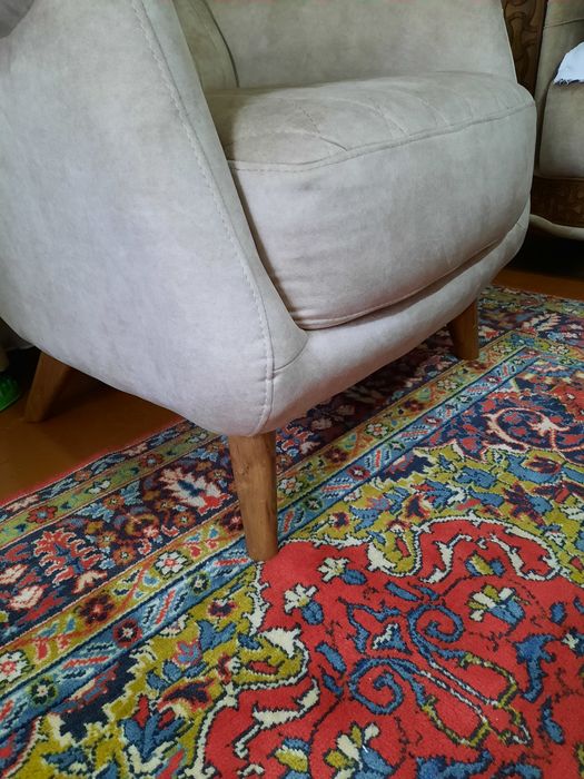 Продам новые кресла.