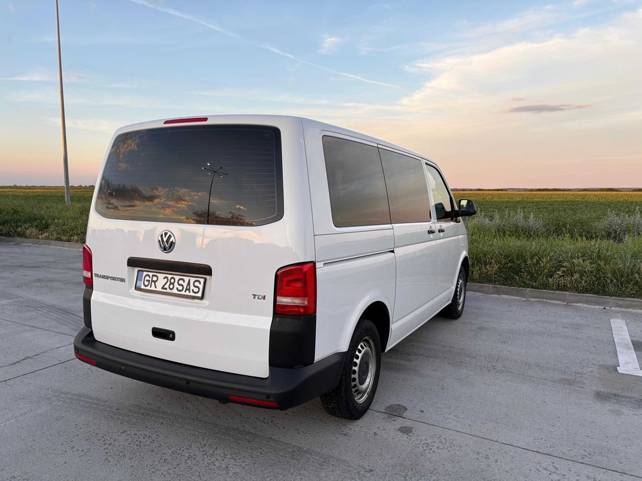 VOLKSWAGEN Transporter 2012 — imagine 4