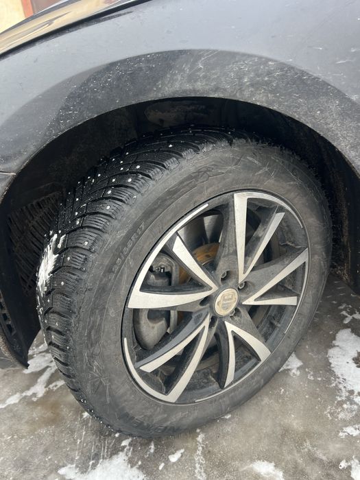 Продам шины с дисками