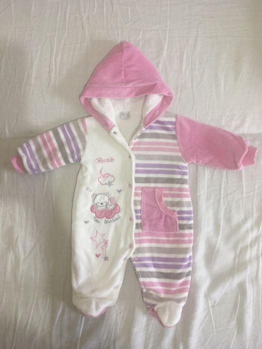 Продам комбинезон велюровый, новый.