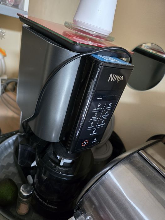 Aparat de înghețată CREAMi NC300, 800W, 7 programe Ninja