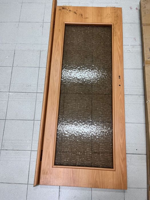 Продам двери. Разные.