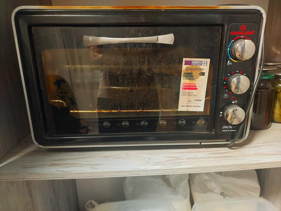 Духовой шкаф рабочий