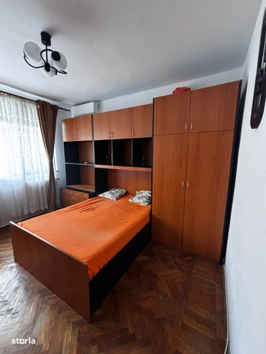 Apartament 2 camere/ zona Crangasi/ Metrou/ Parcare