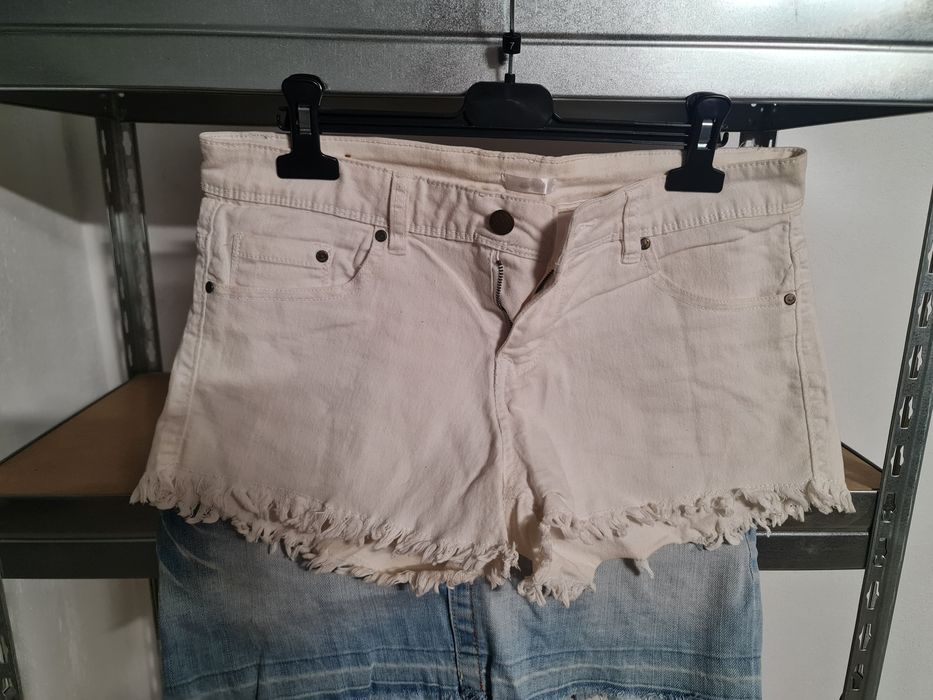 Fustita si pantaloni foarte scurti 30cm marime 38, de vara, domnisoare