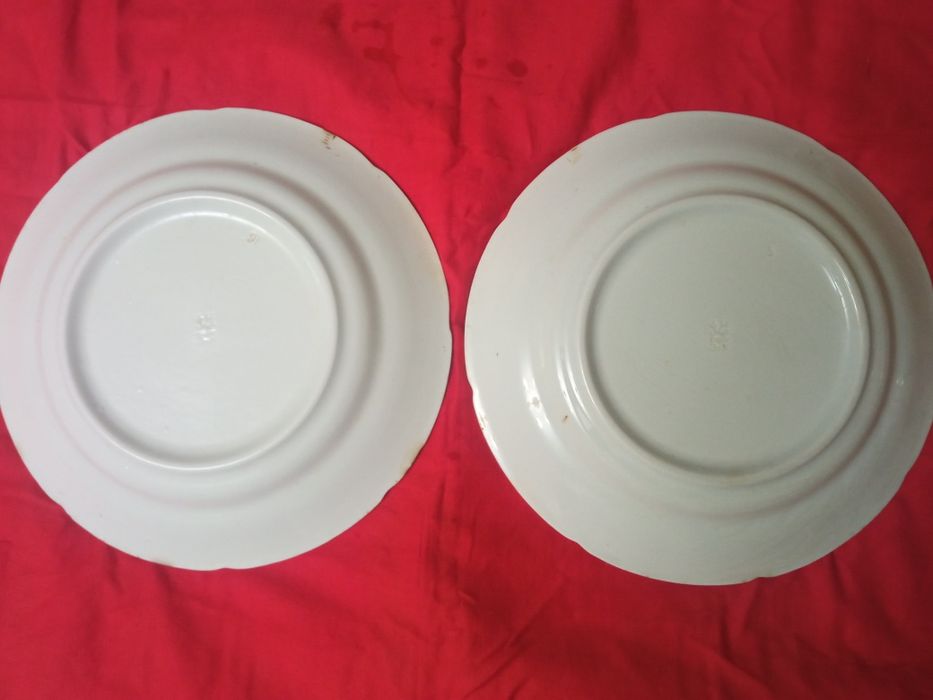 Тарелки суповые, чашки в отличном состоянии, смотрите фото