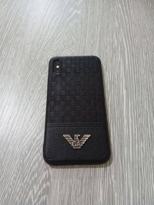 Iphone xs xotirasi 64 yomkust 75 radnoy feys bor troton yoq