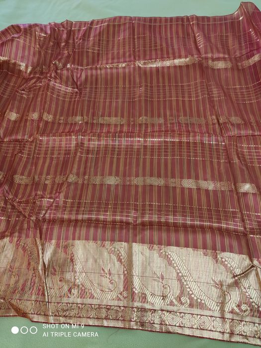 Ткани атласные и сари