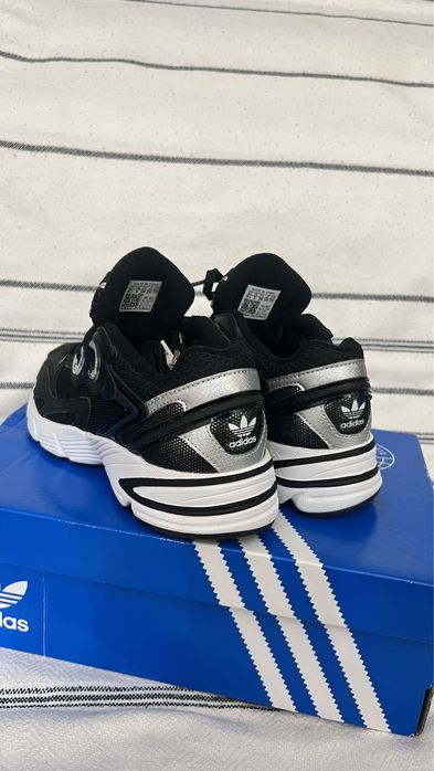 Кроссовки Adidas Original