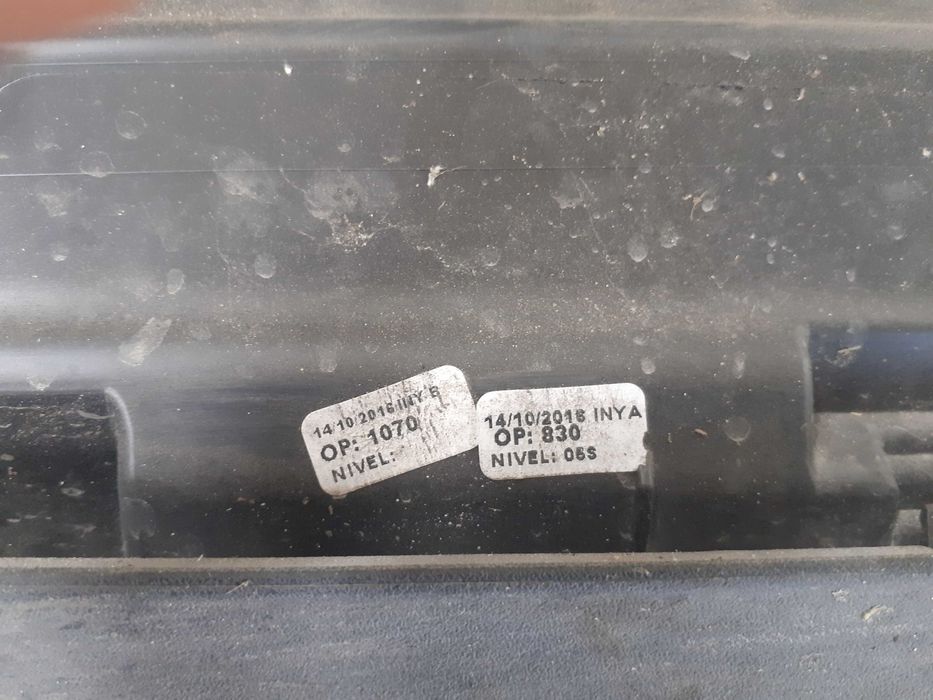 Bandou usa dreapta audi Q3