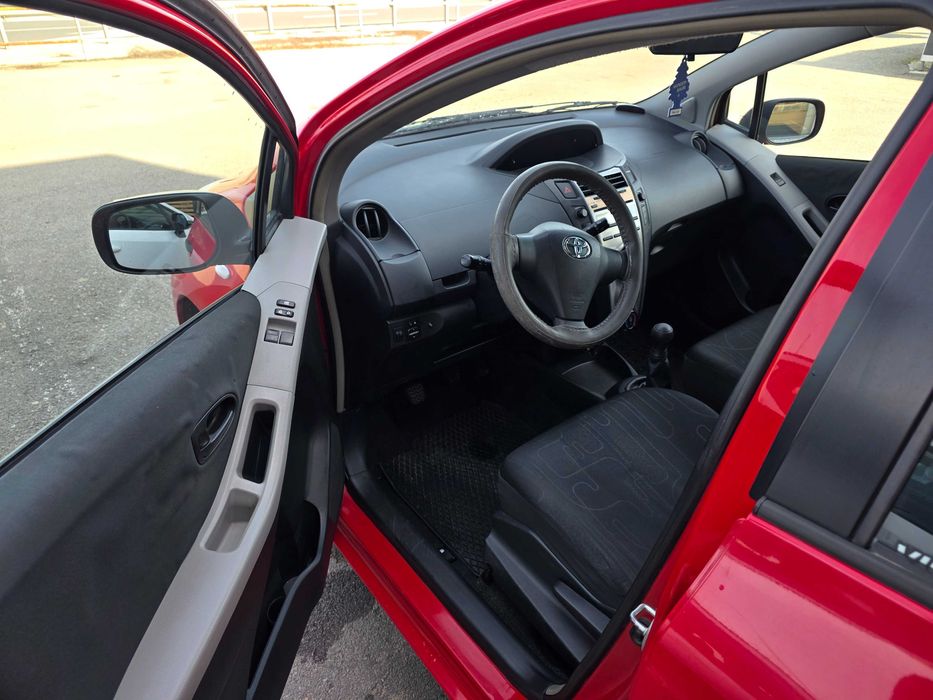 Toyota Yaris 2010, 140.000km