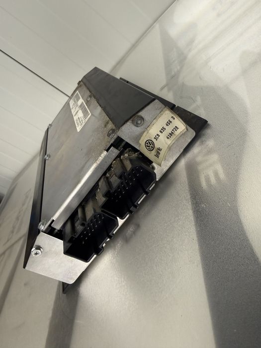 Усилвател фолксваген пасат-Файтон-Passat Phaeton