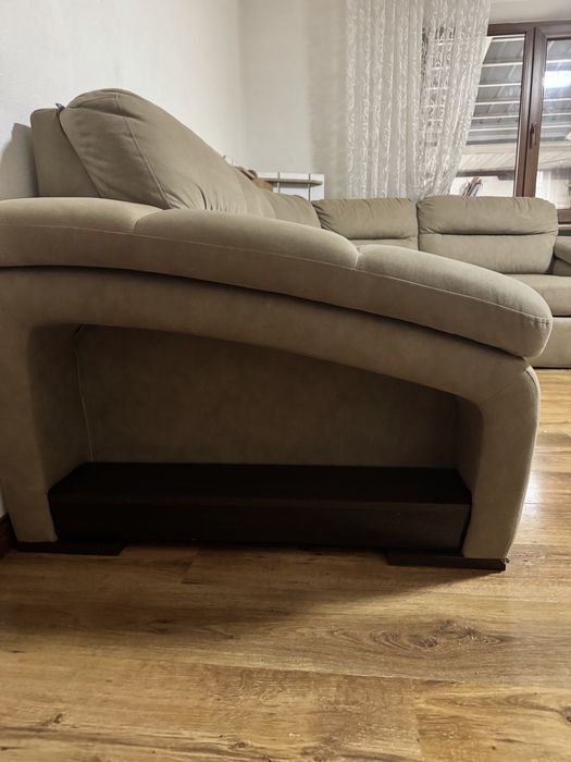 угловой диван для гостиной