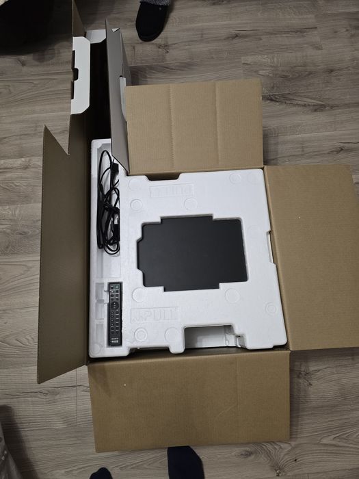 Soundbar Sony HT-G700 cu Subwoofer 3.1
Putere 400W
Dolby Atmos, DTS:X,