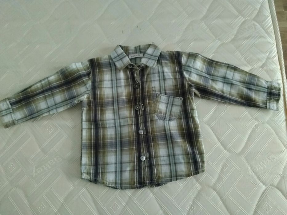 Lot pantaloni si cămașă 18 luni