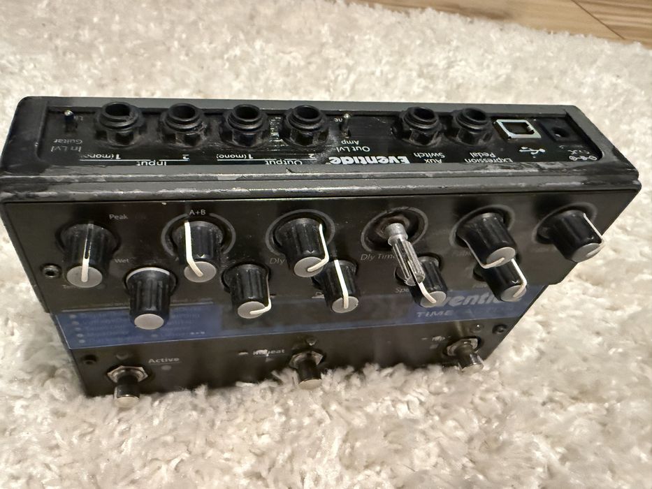 Eventide TimeFactor + Footswitch Digitech FS3X + Cablu trs