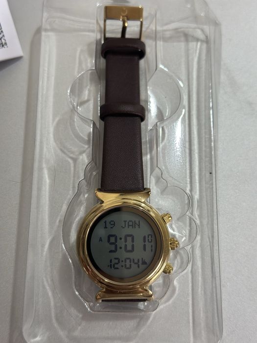 Al fajr соати оригинал