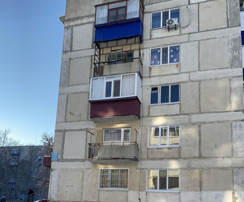 Продам четырехкомнутную квартиру