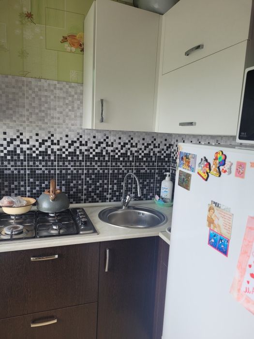 Продам квартиру. Договорная.