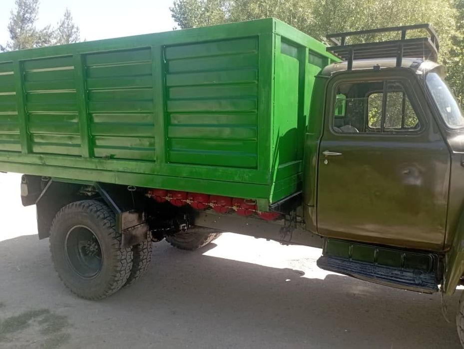 Gaz 53 sotiladi srochno