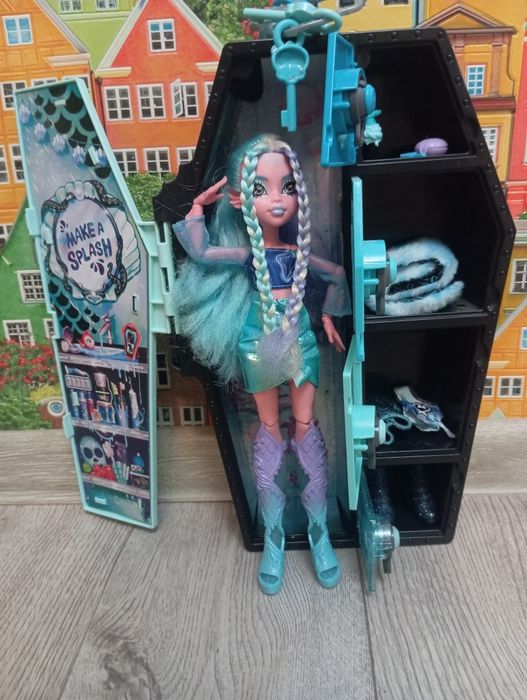 Монстер хай лагуна блю