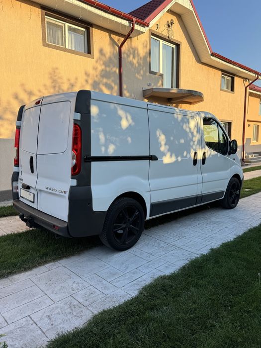 Opel Vivaro 2013