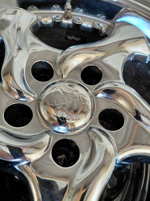 Vând  urgent set de jante ESKIN TUNING