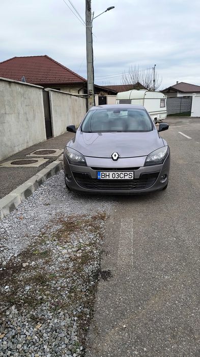 Megane 3 hatchbak cu defect