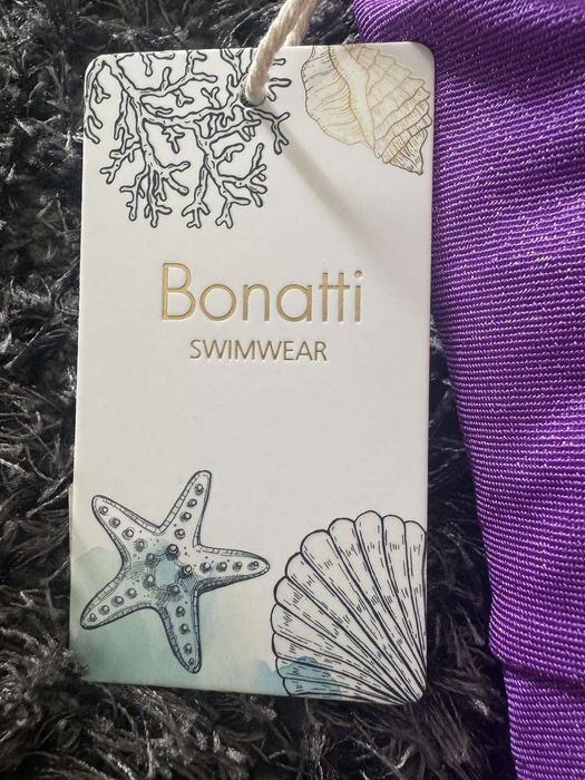 Дамски бански L размер,