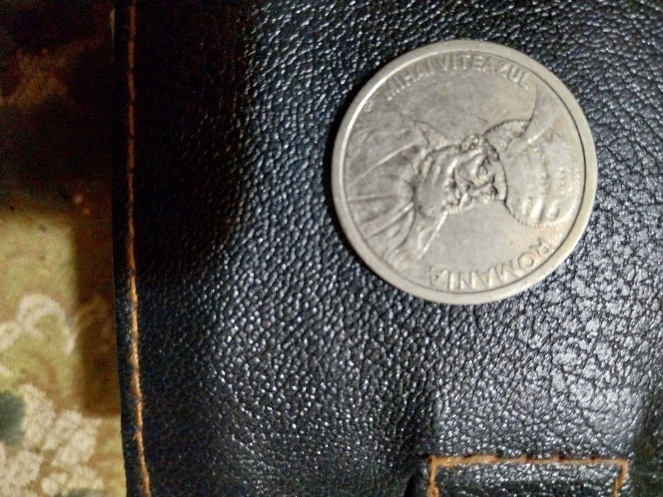 MONDA 100 LEI AN 1994 SI Moneda 100 LEI AN 1943 Regele MIHAI 1