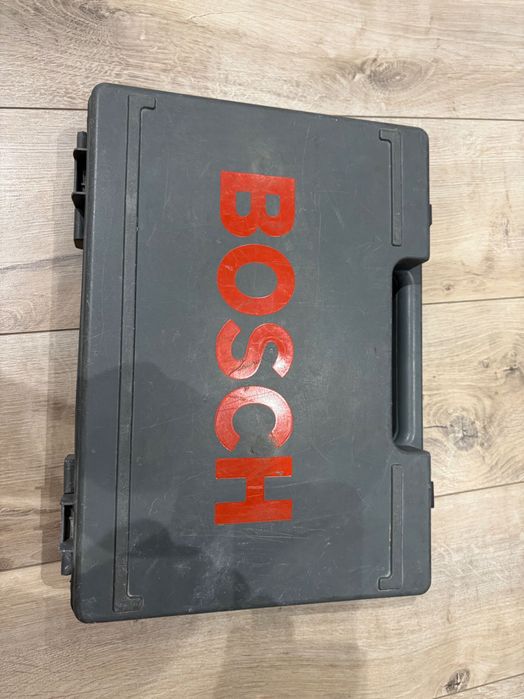 Циркуляр Bosch GST85 PBE