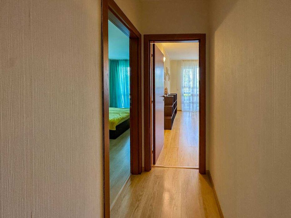 Комфортен двустаен апартамент с тераса в Rutland Bay, Равда