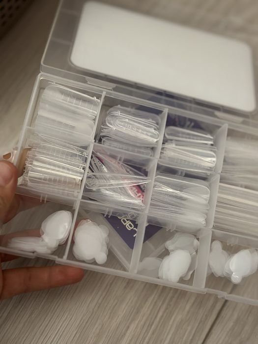 наборы для маникюра