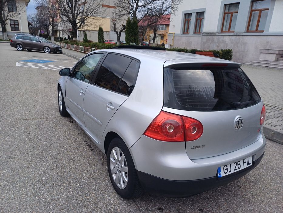 Golf 5  benzina 1.4