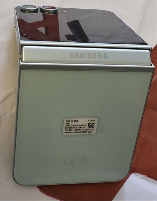 КАТО НОВ 512GB Samsung Z Flip 6 Гаранция A1 2026 г. Mint | Зелен