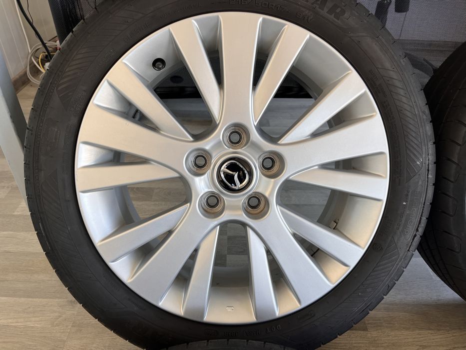 Оригинални джанти 17 цола 5х114,3 за Мазда 6 с летни гуми 215/50/17