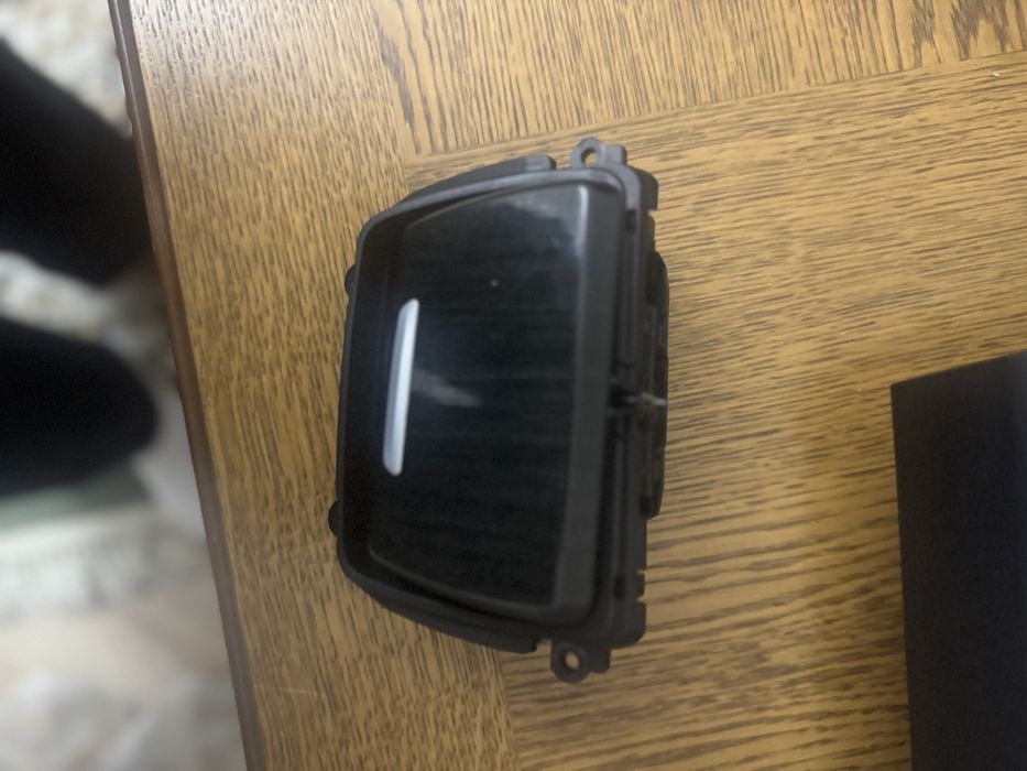 Запчасти все брали с BMW пятёрки, запчасти с салона