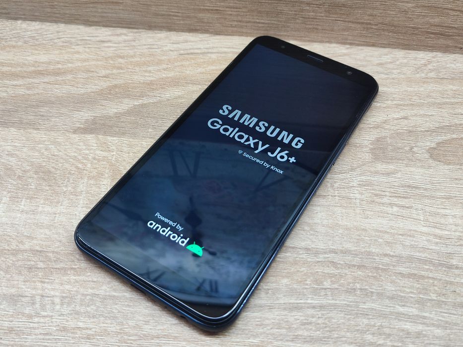 Samsung Galaxy J6+ (J610) 32GB Black IMPECABIL