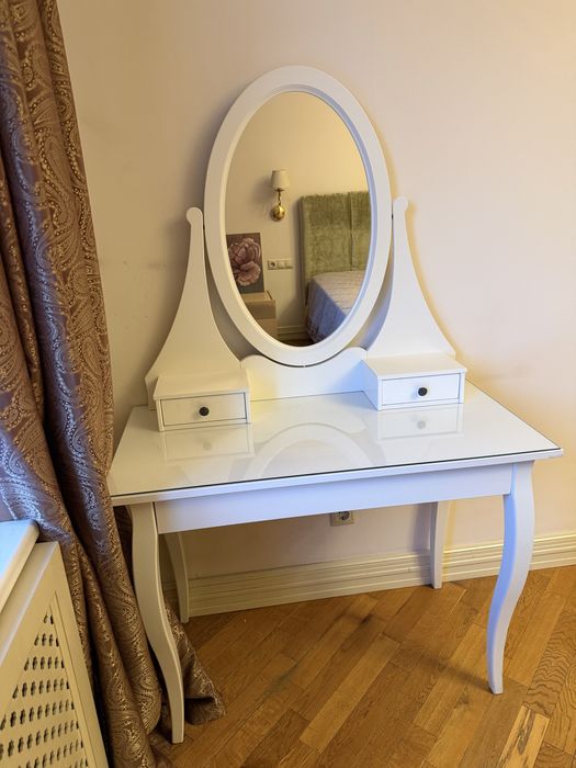 Туалетный столик Ikea