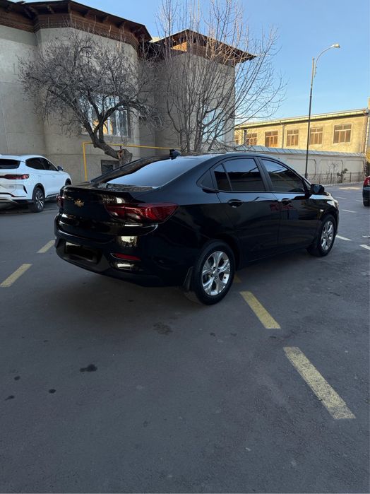 Chevrolet Onix Ltz avtomat 2023