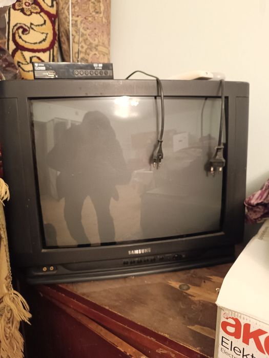 Продам телевизор по 5000