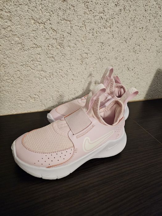 Маратонки Nike за момиче 26