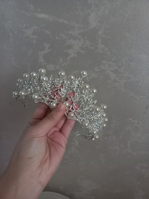 Сватбена корона с перлички