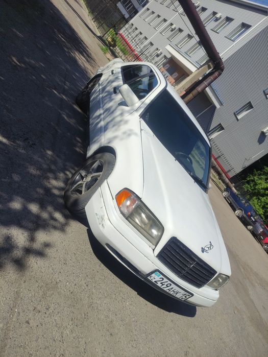 Продам Мерседес с 180