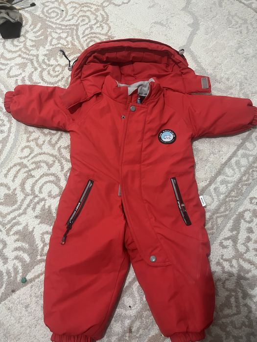 Продам детский зимний комбинезон