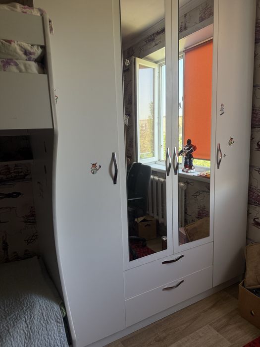 Продам детскую мебель