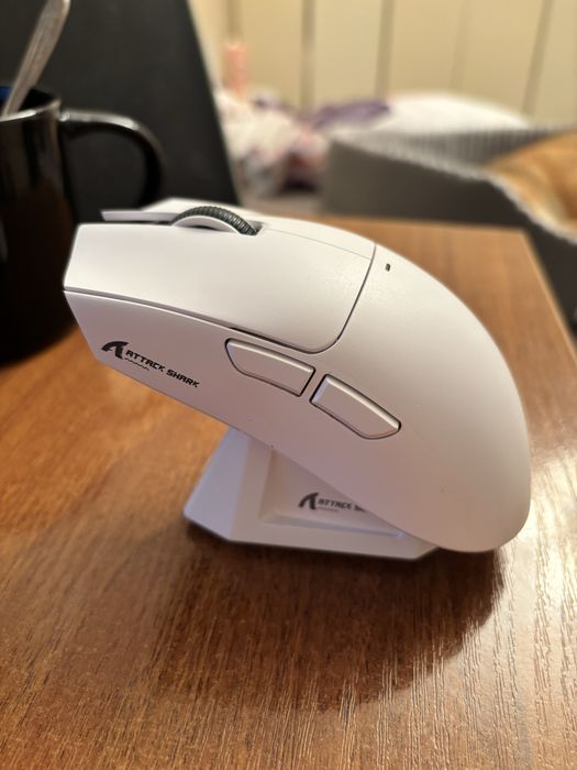 Продам Мышь Attack Shark X11 белый
